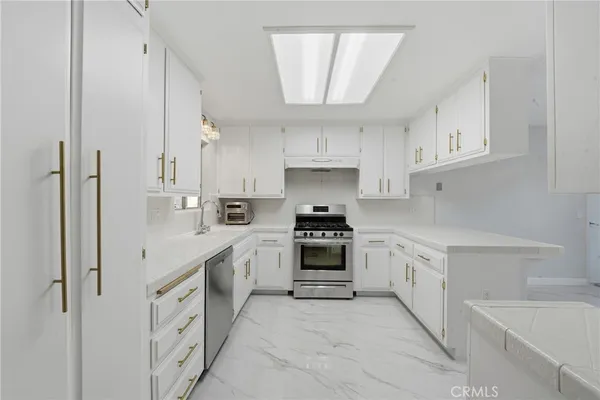 $3,600 | 6255 Mitchell Avenue, Riverside, CA 92505