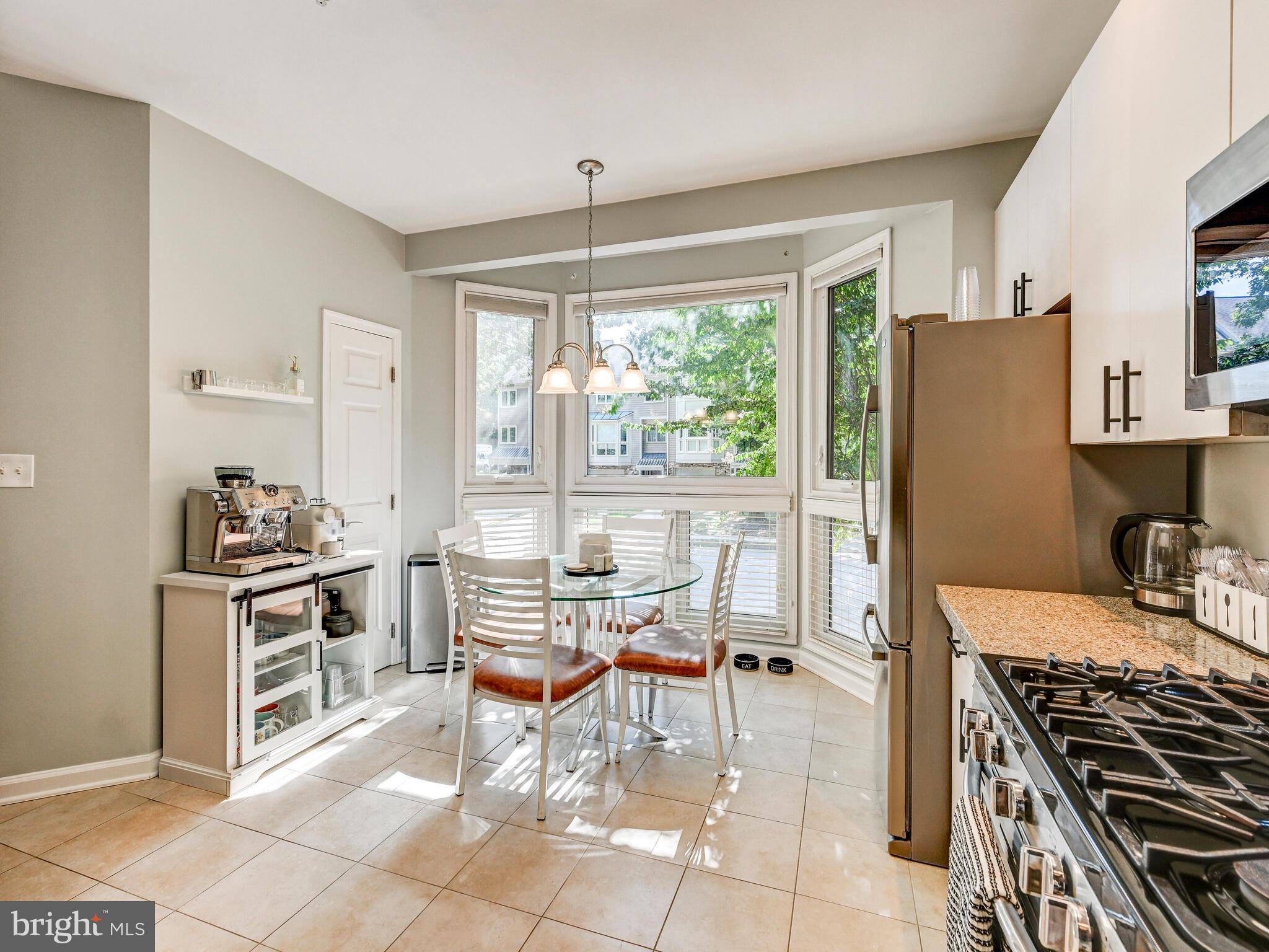 46 Stridesham Court Baltimore, MD 21209 - Photo 6 of 36 Gallery Image 6