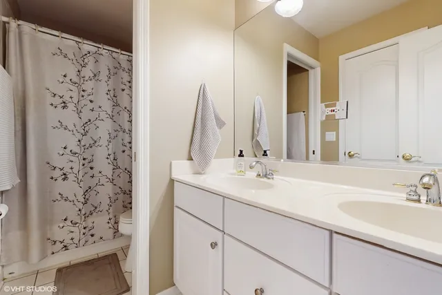 $790,000 | 3432 Redwing Drive, Naperville, IL 60564