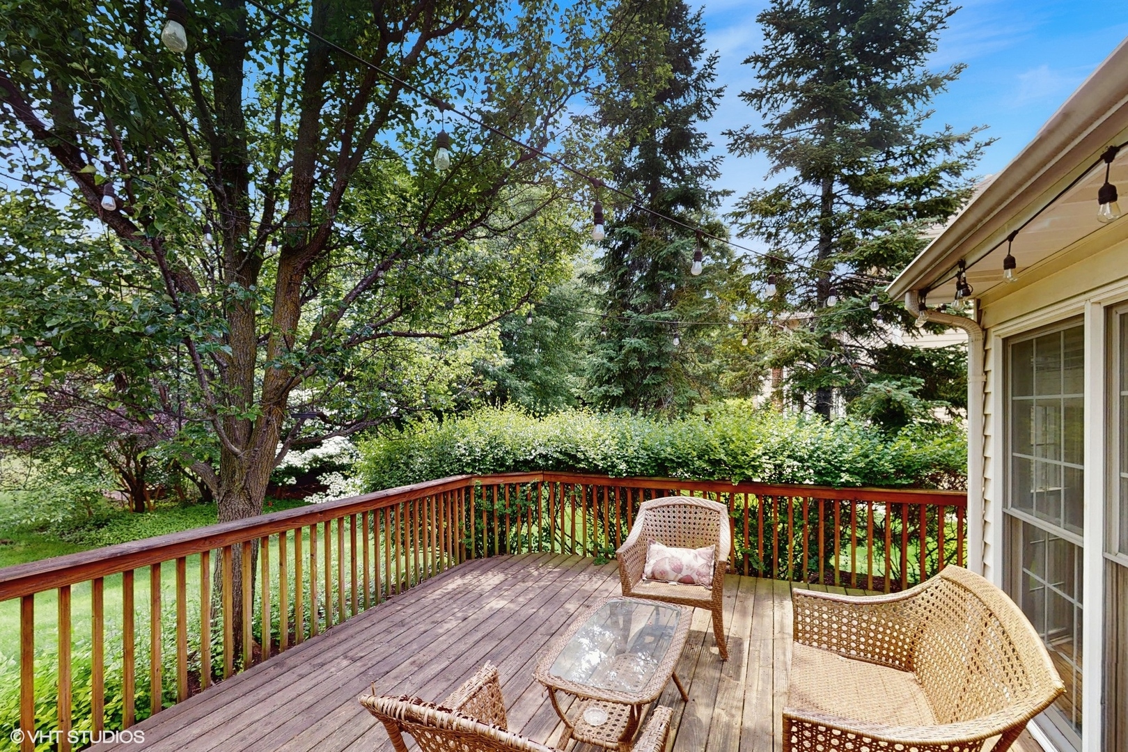 3432 Redwing Drive Naperville, IL 60564 - Photo 36 of 46 a view of balcony with furniture and trees