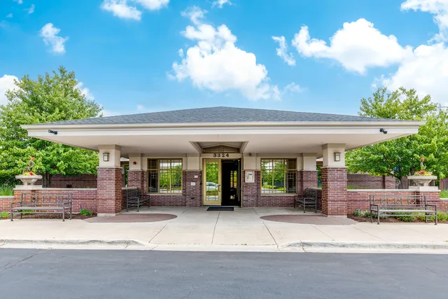 $790,000 | 3432 Redwing Drive, Naperville, IL 60564