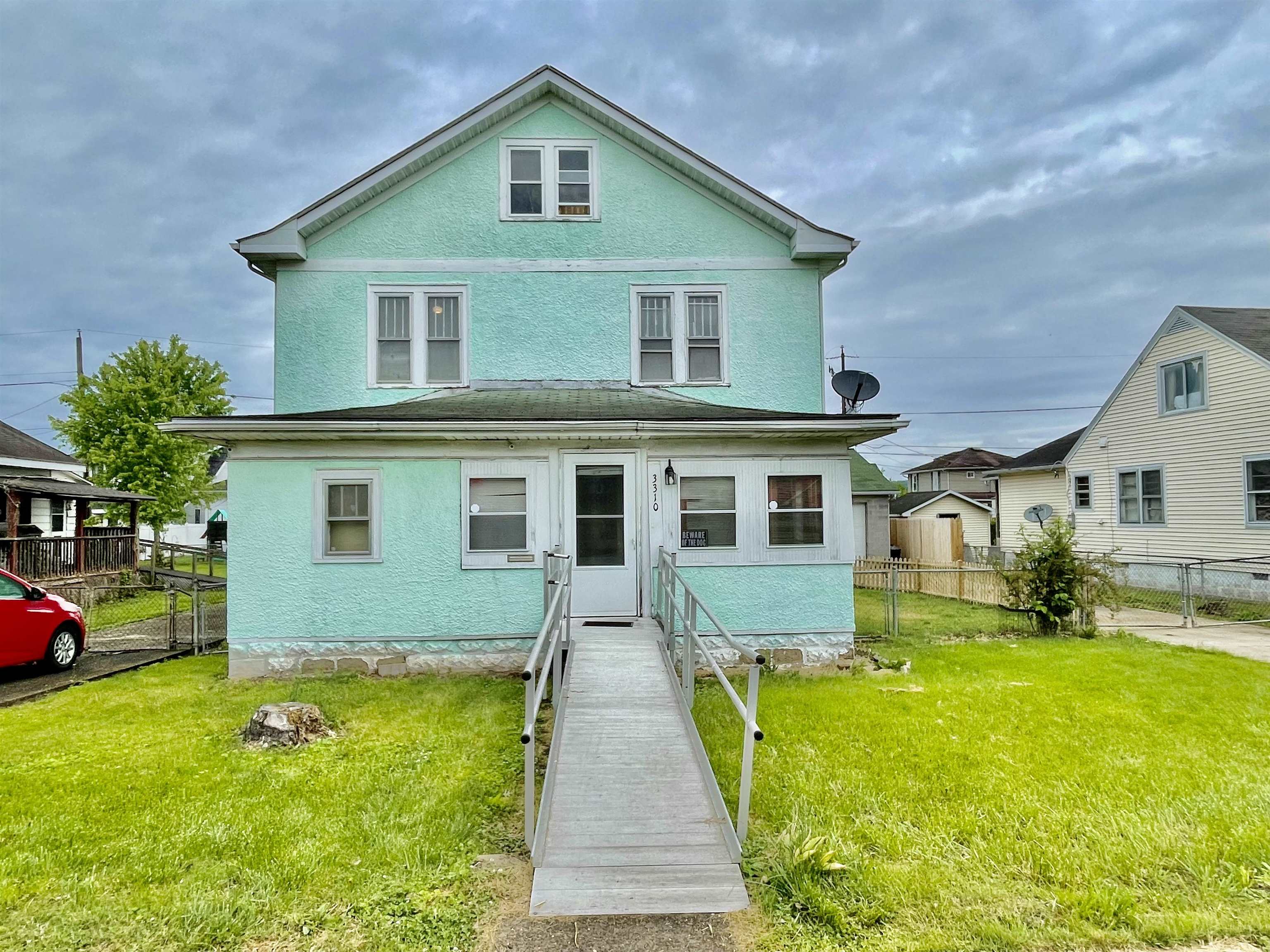3310 Waverly Road Huntington, WV 25704 - Photo 1 of 29