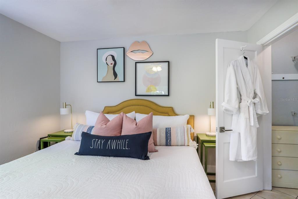 161 Golden Gate Point, Unit 1 Sarasota, FL 34236 - Photo 26 of 79 a living room with furniture