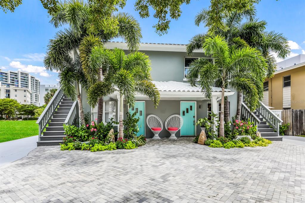 161 Golden Gate Point, Unit 1 Sarasota, FL 34236 - Photo 5 of 79