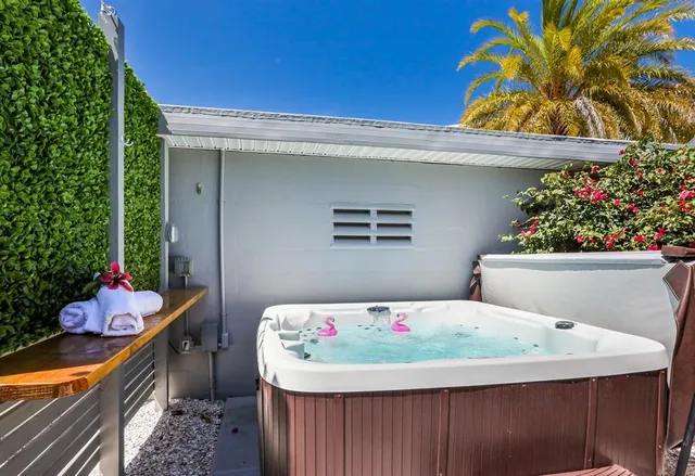 $2,650 | 161 Golden Gate Point, Unit 1, Sarasota, FL 34236