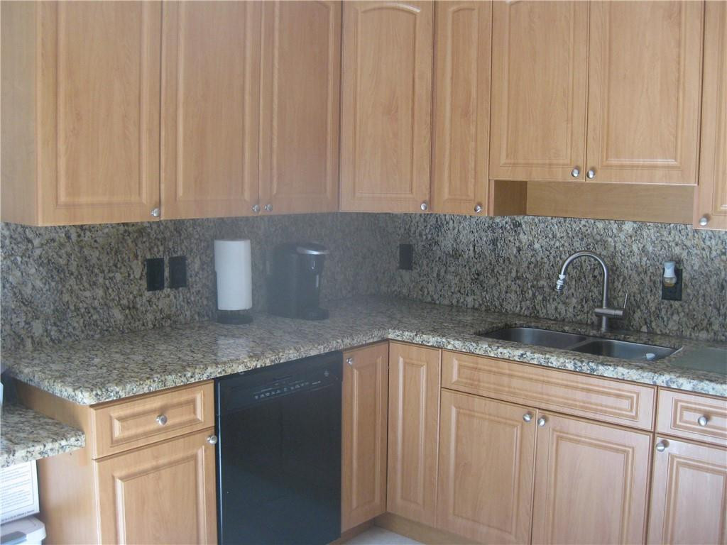 9088 Southwest 22nd Street, Unit D Boca Raton, FL 33428 - Photo 6 of 21 Photo 6
