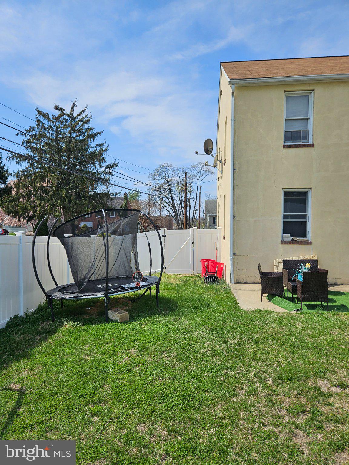 4005 3rd Street Baltimore, MD 21225 - Photo 6 of 7 a view of an outdoor space