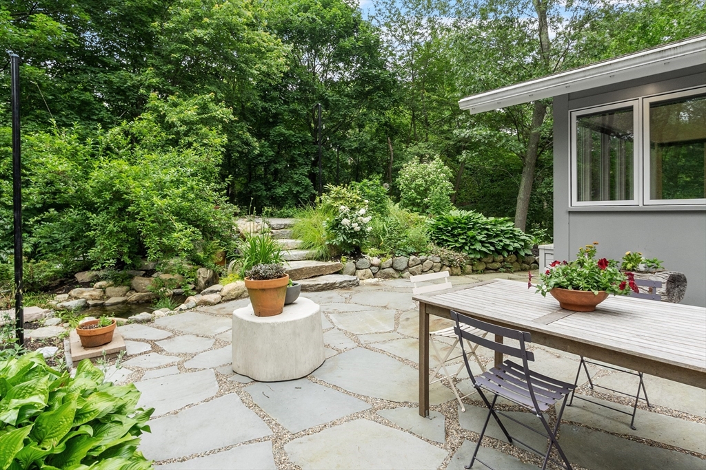 5 Mason Street Lexington, MA 02421 - Photo 27 of 35