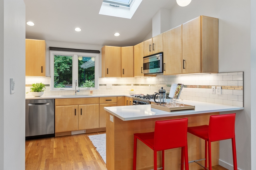 5 Mason Street Lexington, MA 02421 - Photo 7 of 35