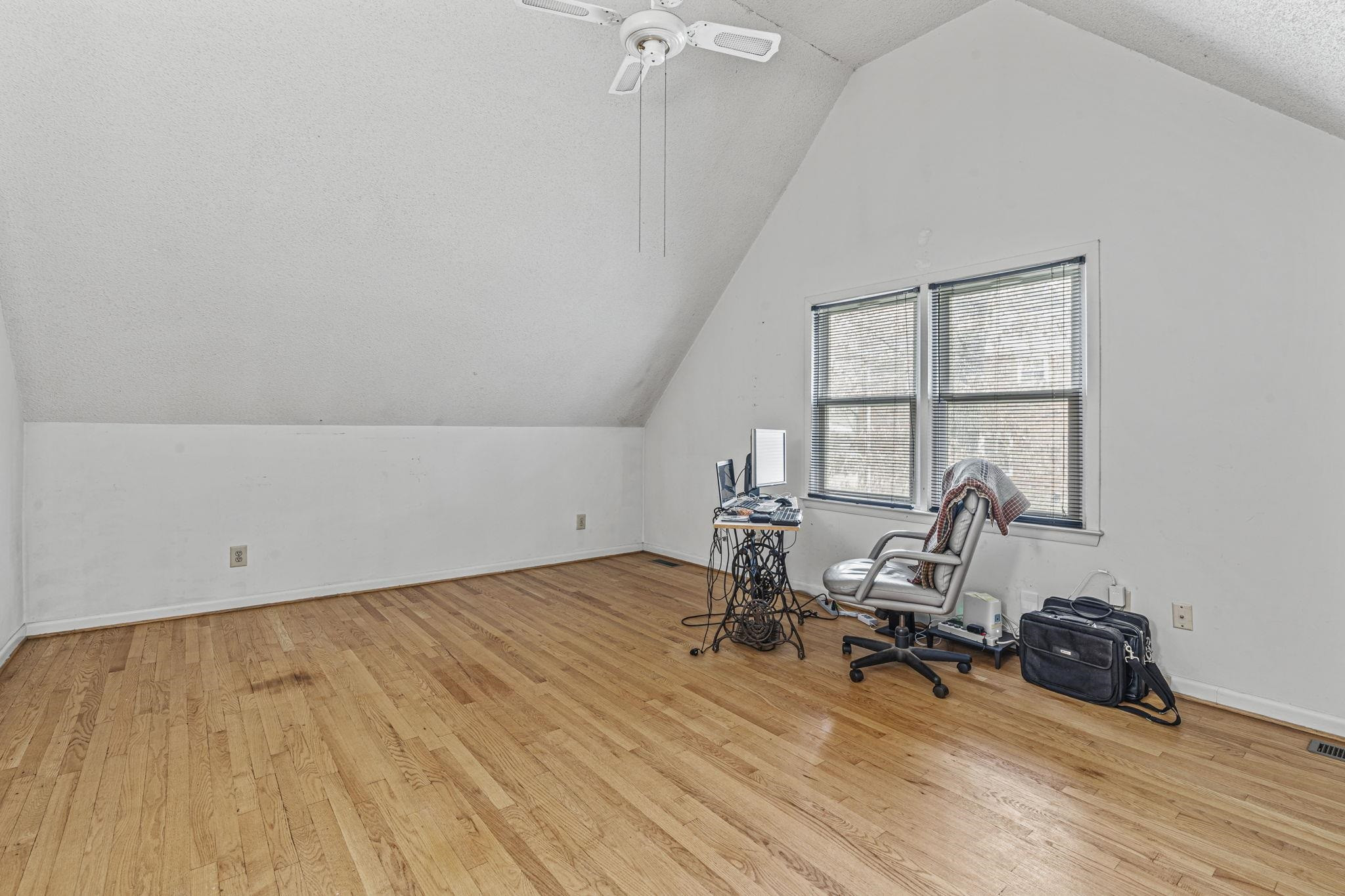 2104 Port Royal Road Raleigh, NC 27609 - Photo 20 of 37 Photo 20