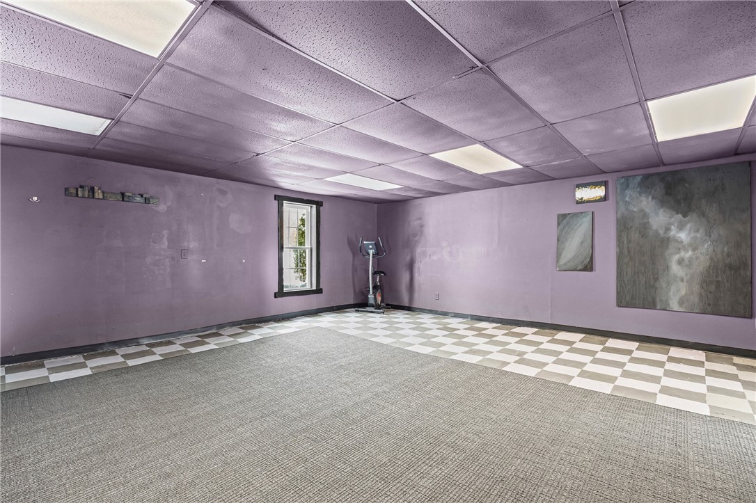 2066 Ridge Road Ontario, NY 14519 - Photo 18 of 21 Gallery Image 18