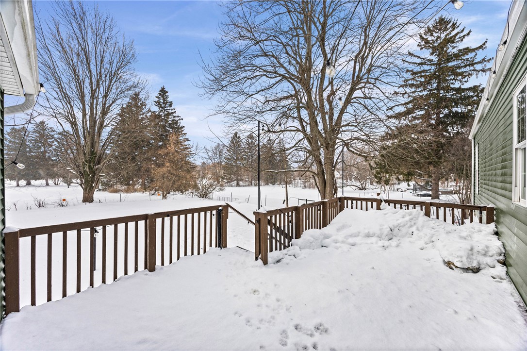 2066 Ridge Road Ontario, NY 14519 - Photo 20 of 21 Gallery Image 20
