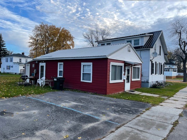34 Chapman Street Rouses Point, NY 12979 - Photo 3 of 3 Gallery Image 3