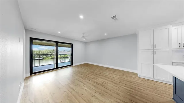 $399,000 | 662 Yardarm Drive, Apollo Beach, FL 33572