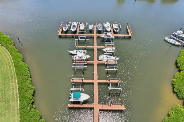 $399,000 | 662 Yardarm Drive, Apollo Beach, FL 33572