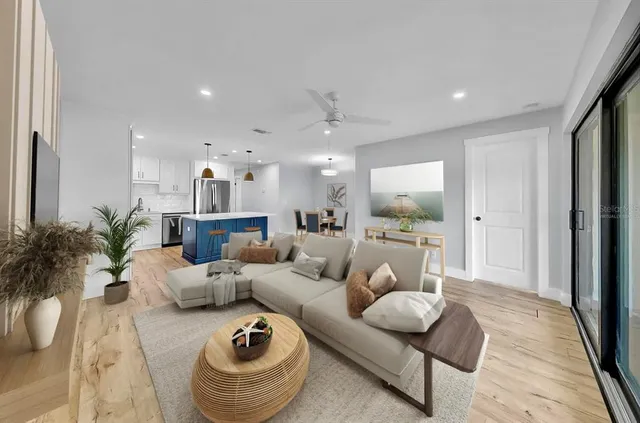 $399,000 | 662 Yardarm Drive, Apollo Beach, FL 33572