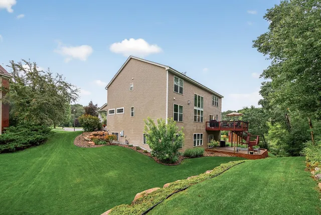 $634,900 | 6691 Timber Ridge Ln Court South, Cottage Grove, MN 55016