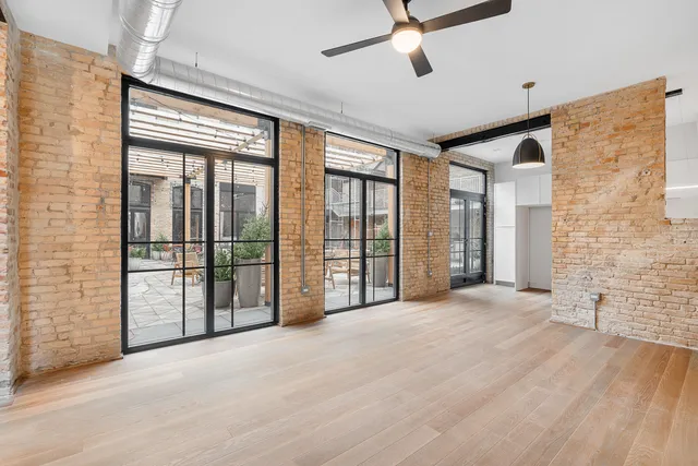 $5,700 | 1810 North Wells Street, Unit 102, Chicago, IL 60614