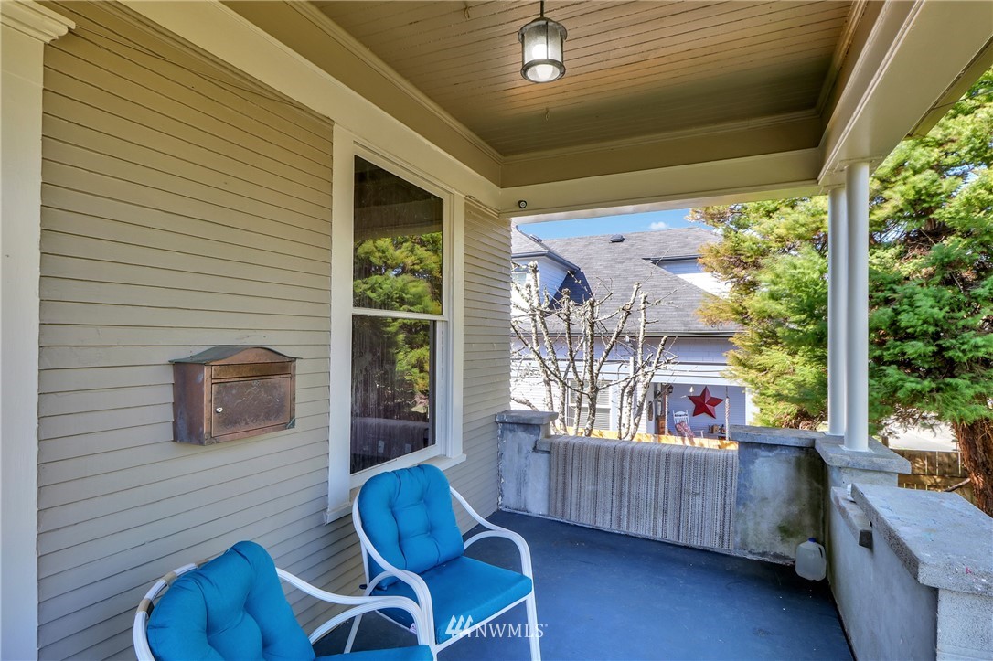 1024 Duryea Street Raymond, WA 98577 - Photo 3 of 23 Gallery Image 3