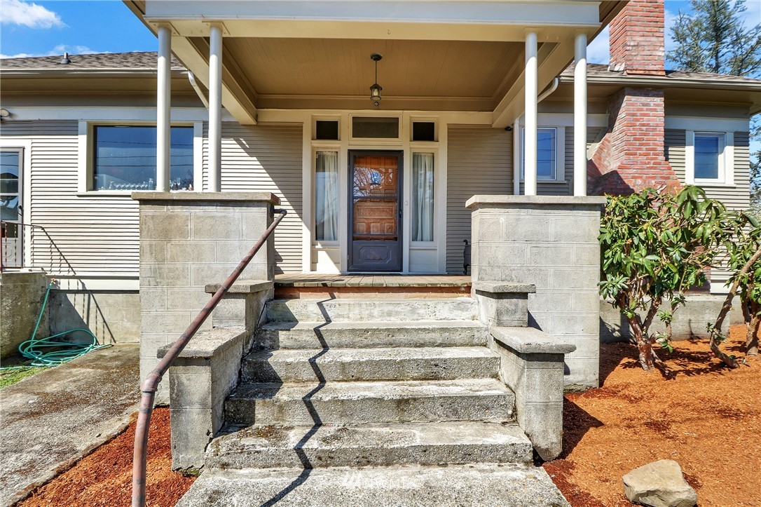 1024 Duryea Street Raymond, WA 98577 - Photo 5 of 23 Gallery Image 5