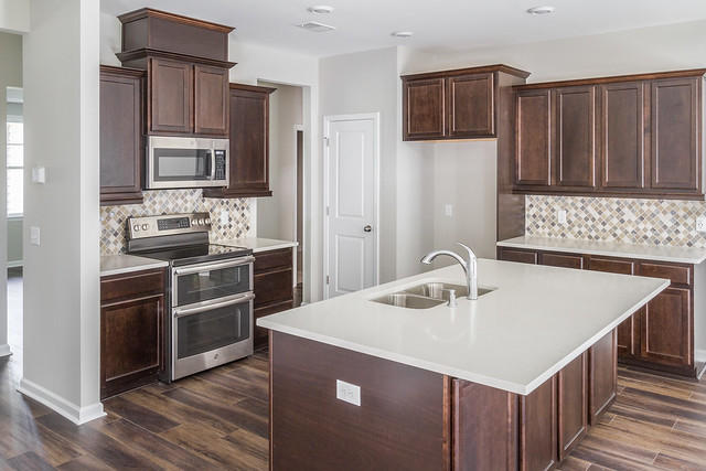 2008 Tacoma Circle Ridgeville, SC 29472 - Photo 5 of 18 Kitchen