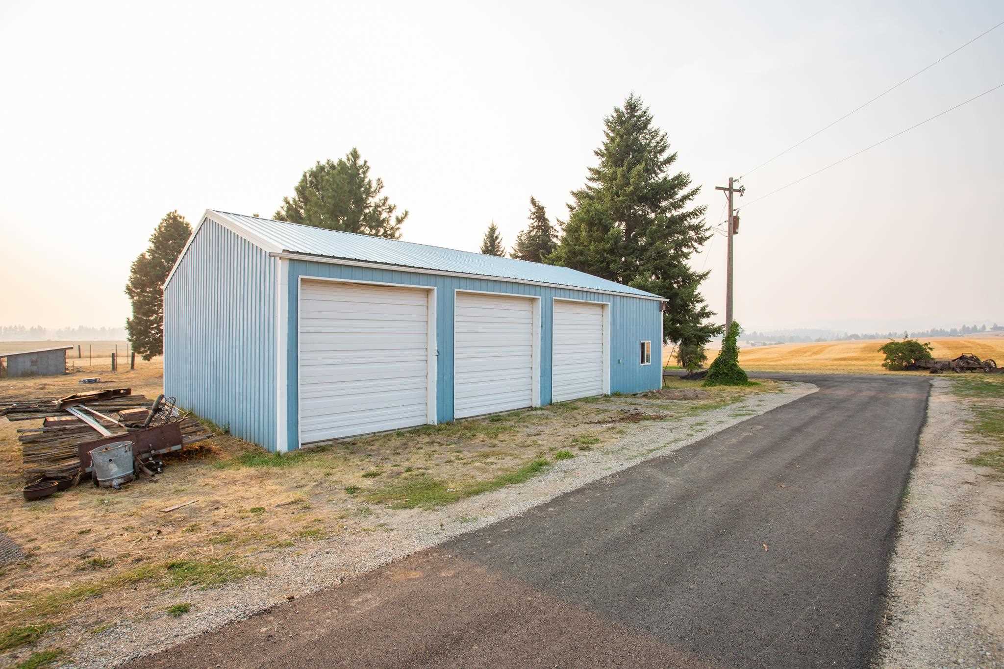 12612 South Jackson Road Mica, WA 99023 - Photo 17 of 38