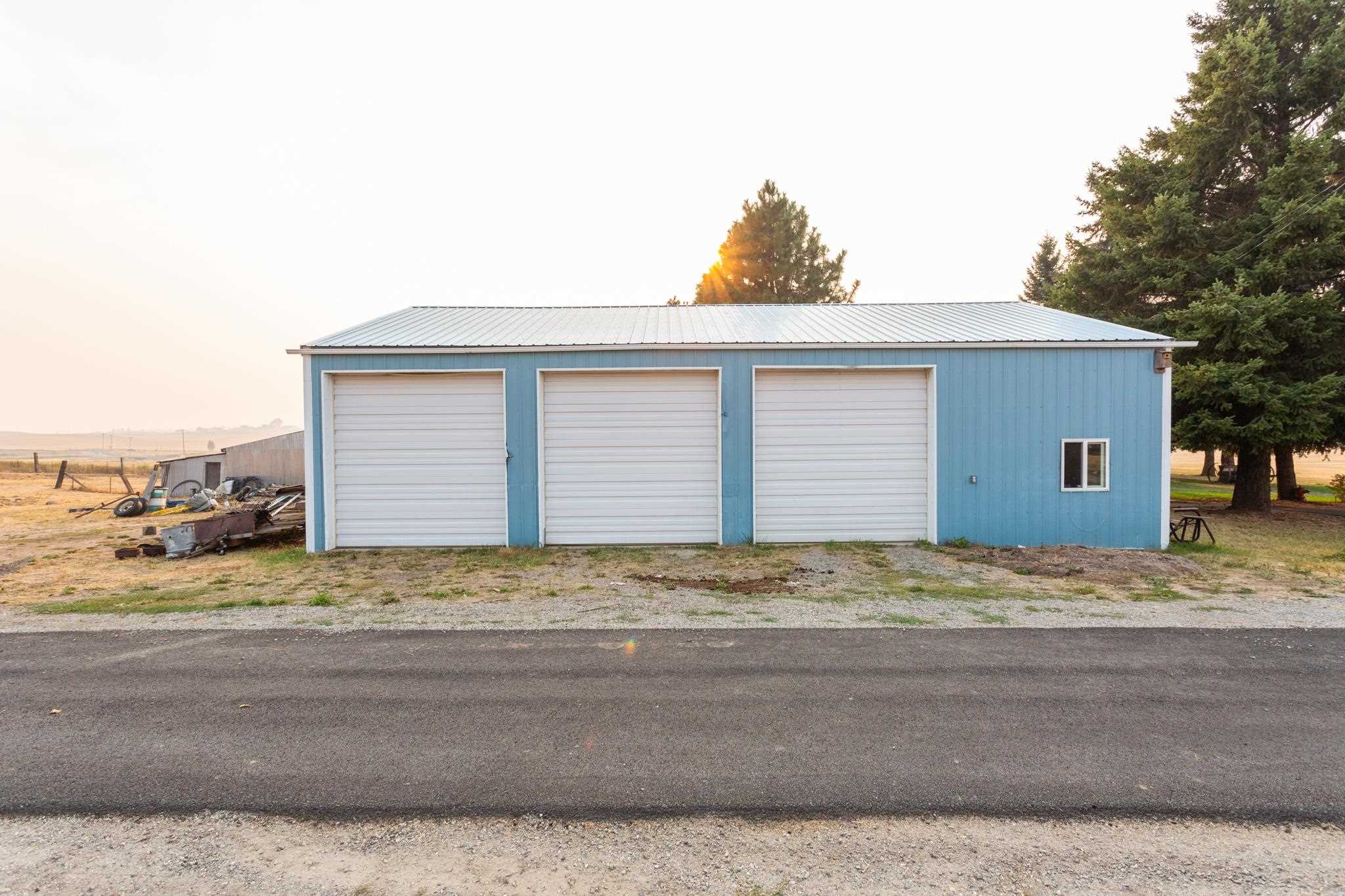12612 South Jackson Road Mica, WA 99023 - Photo 18 of 38