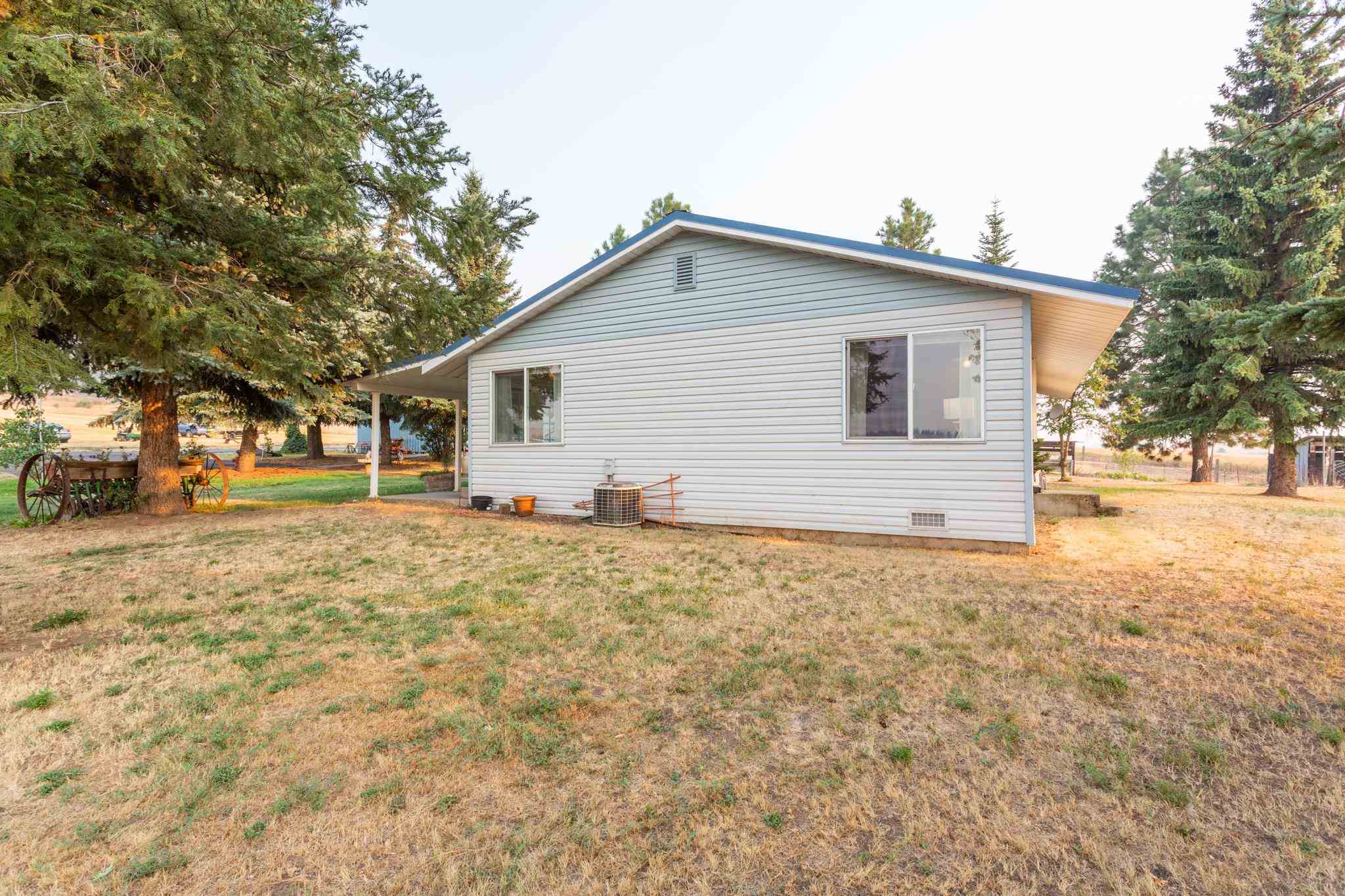 12612 South Jackson Road Mica, WA 99023 - Photo 21 of 38