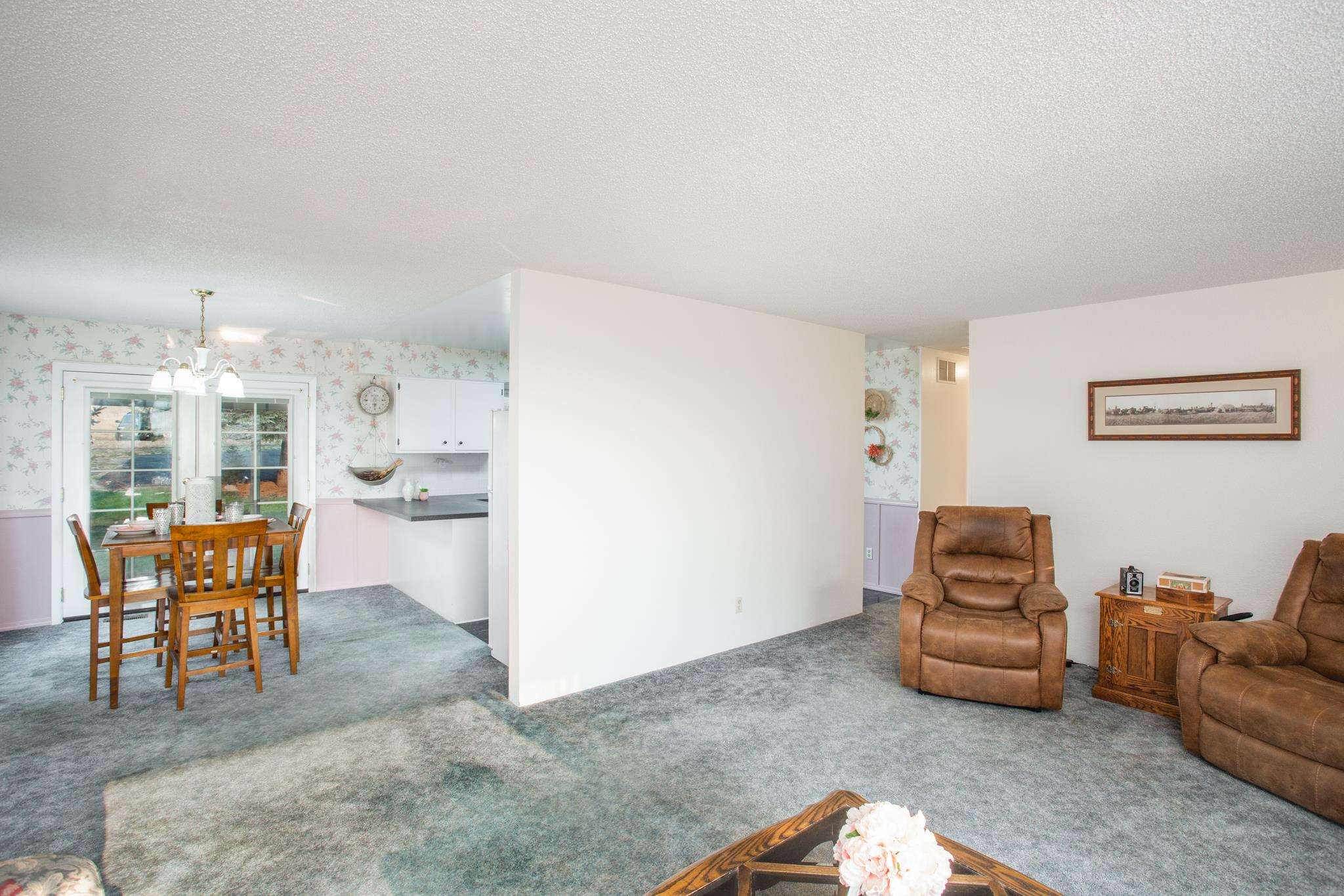 12612 South Jackson Road Mica, WA 99023 - Photo 6 of 38