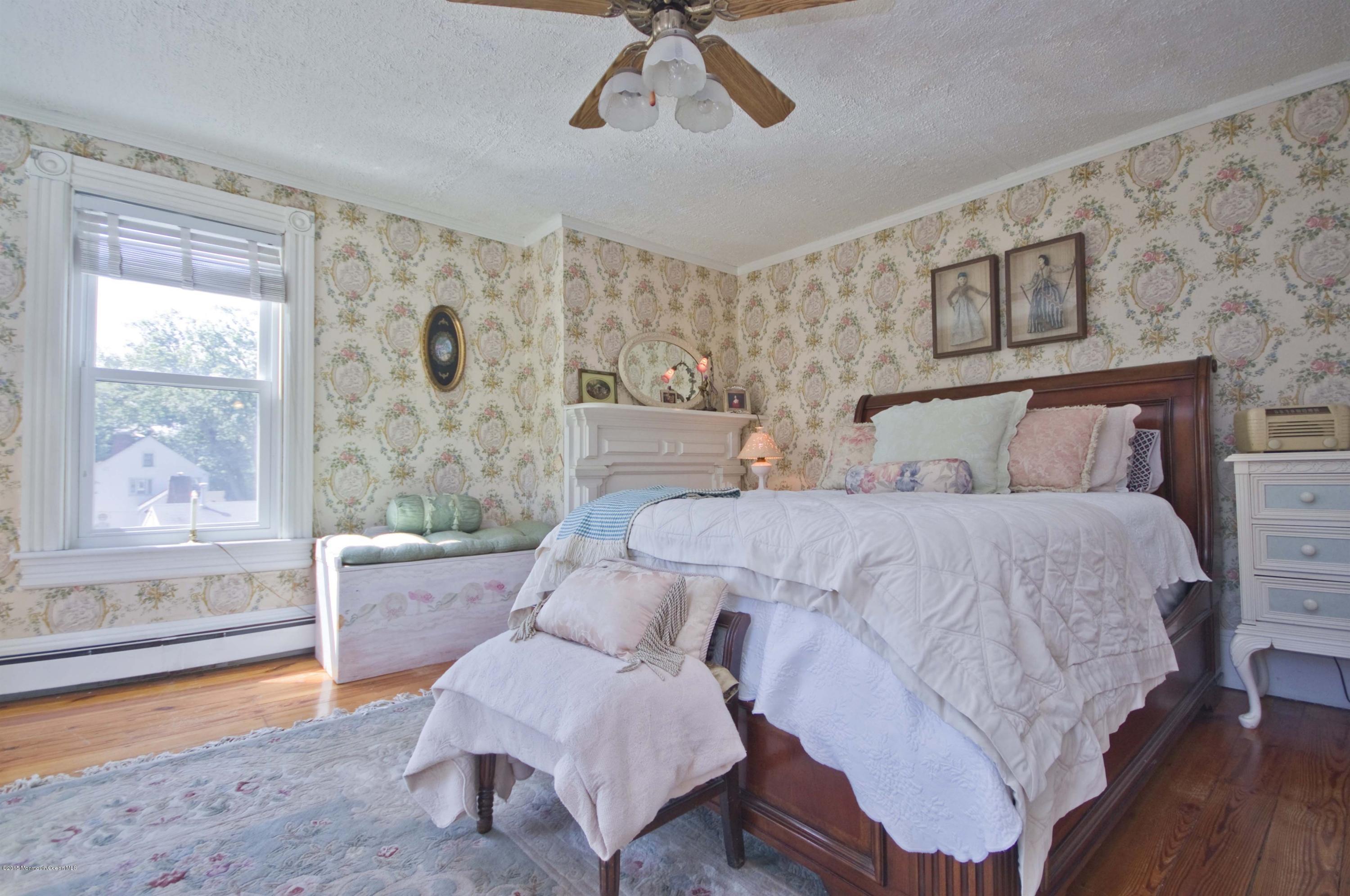622 Holmdel Road Hazlet, NJ 07730 - Photo 21 of 33 BEDROOM