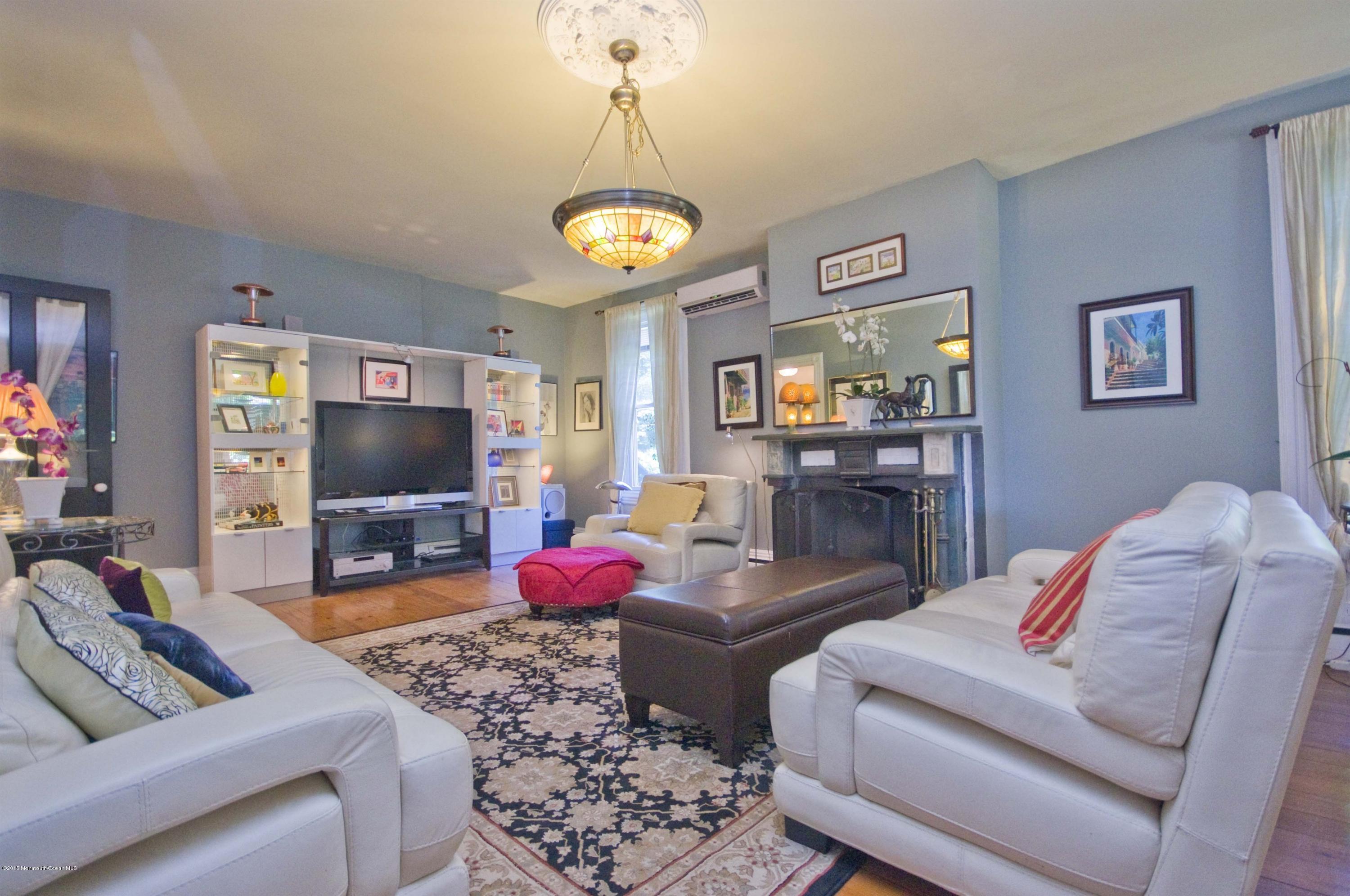 622 Holmdel Road Hazlet, NJ 07730 - Photo 6 of 33 FAMILY ROOM