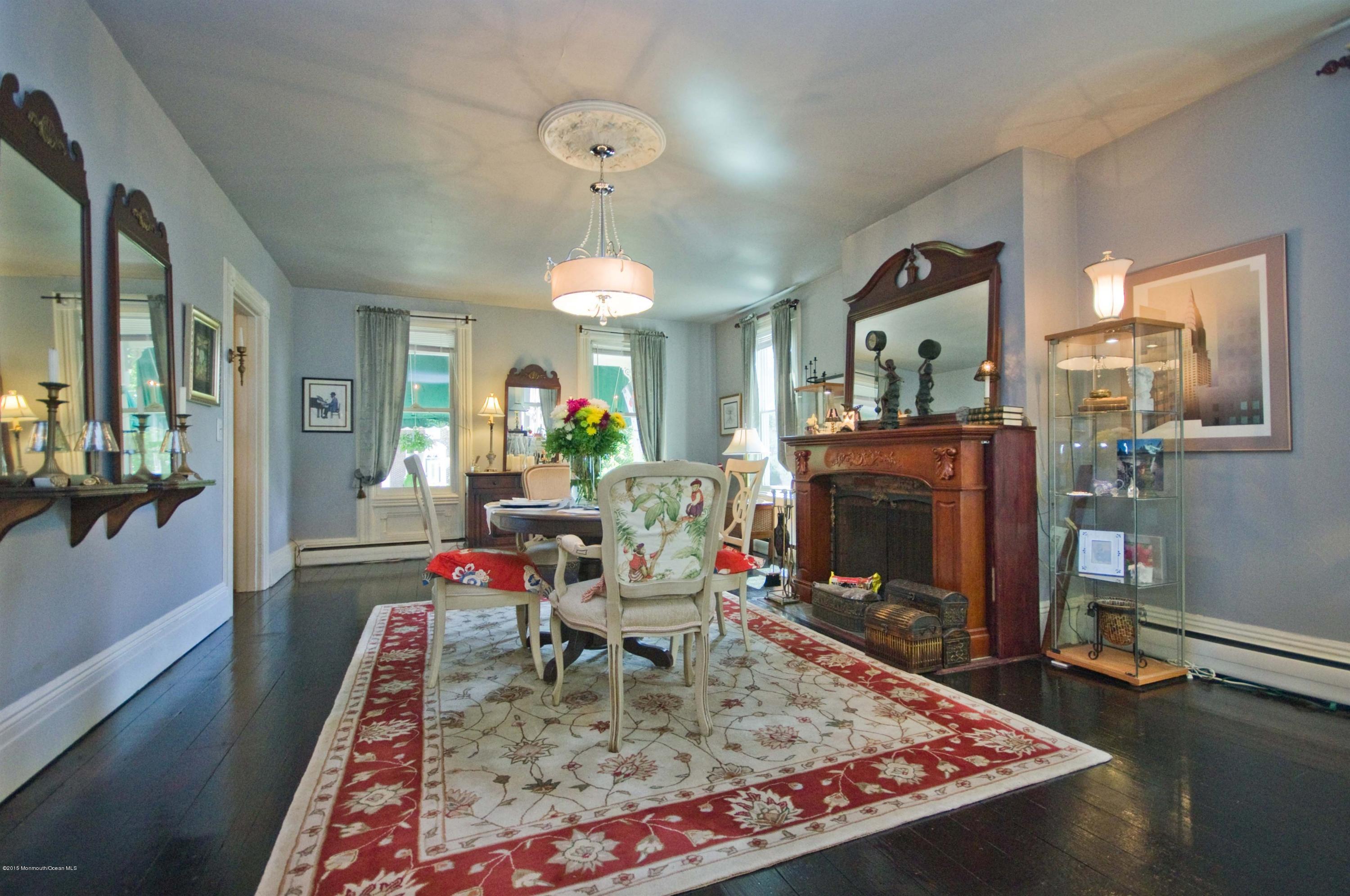 622 Holmdel Road Hazlet, NJ 07730 - Photo 7 of 33 DINING ROOM (1)