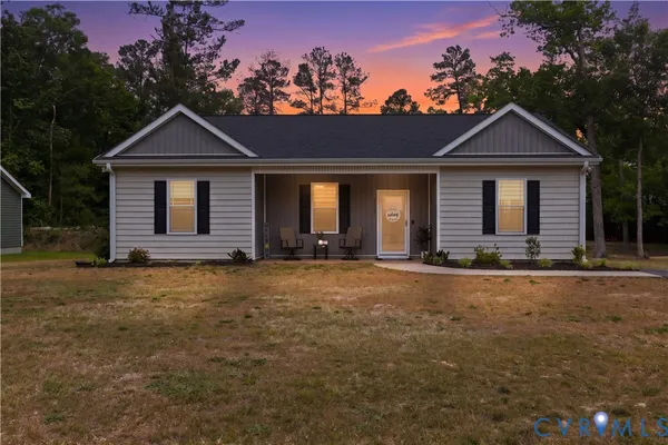 $289,000 | 418 Lincoln Avenue, Unit B, Jarratt, VA 23867