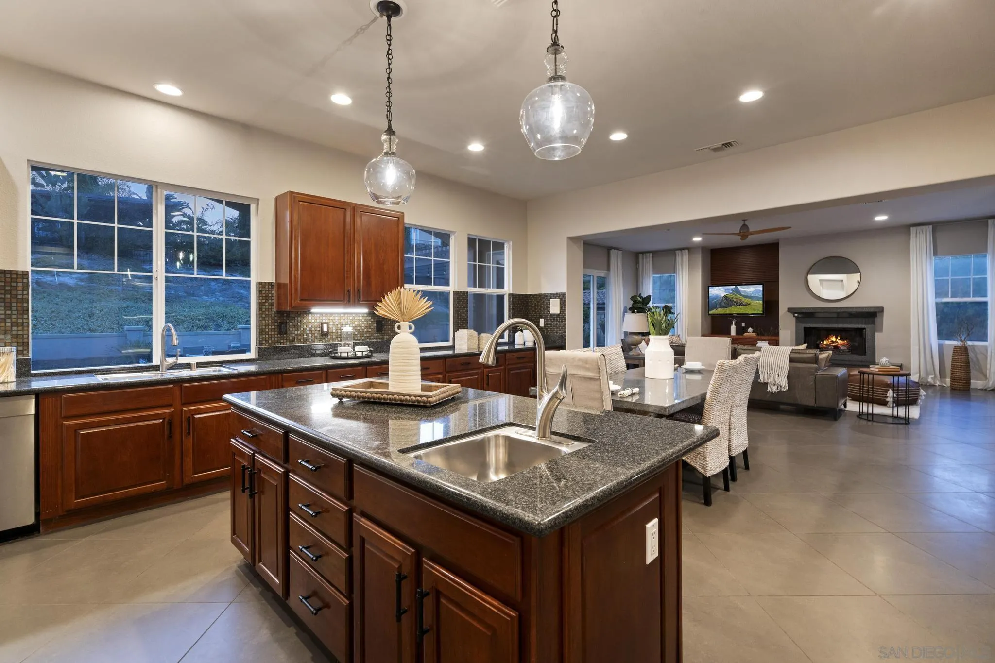 2827 Sutter Ridge Drive Chula Vista, CA 91914 - Photo 25 of 67 Gallery Image 25