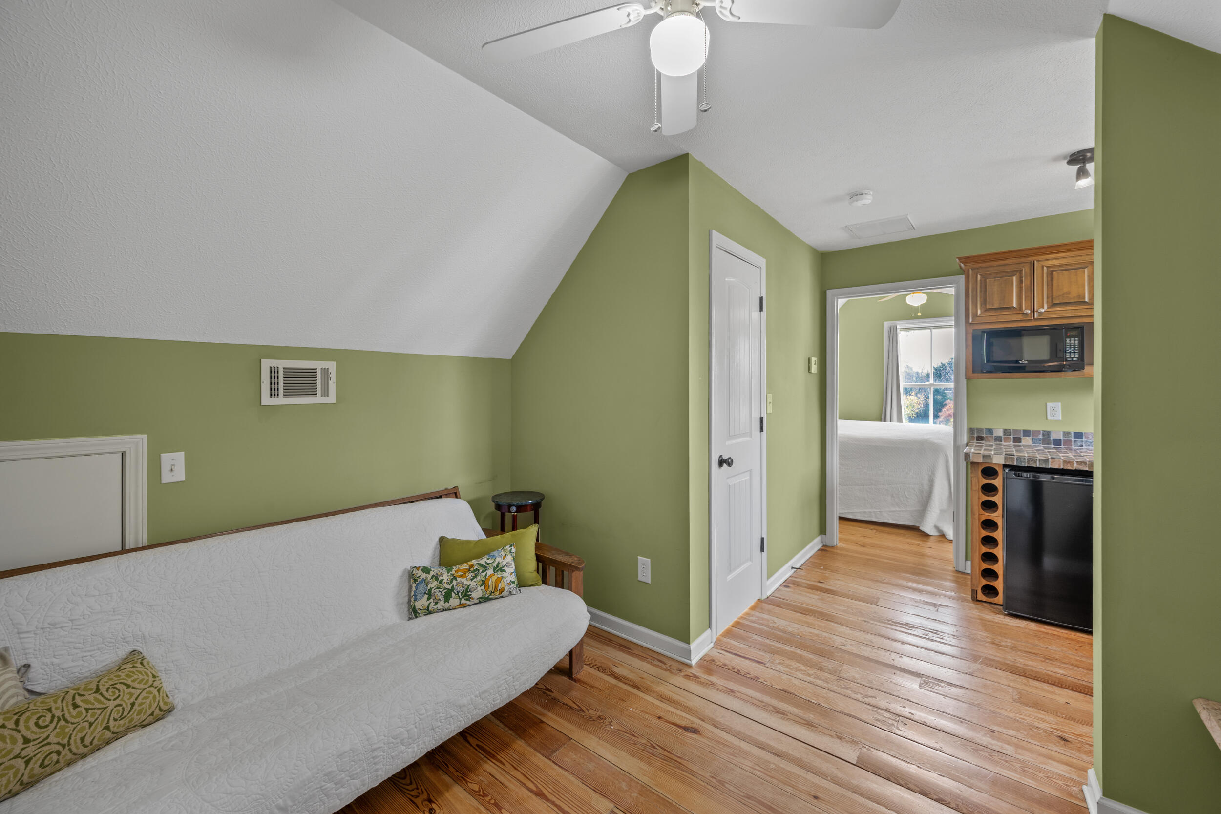 355 Park Avenue Southwest Aiken, SC 29801 - Photo 67 of 83 Upper Level Cottage