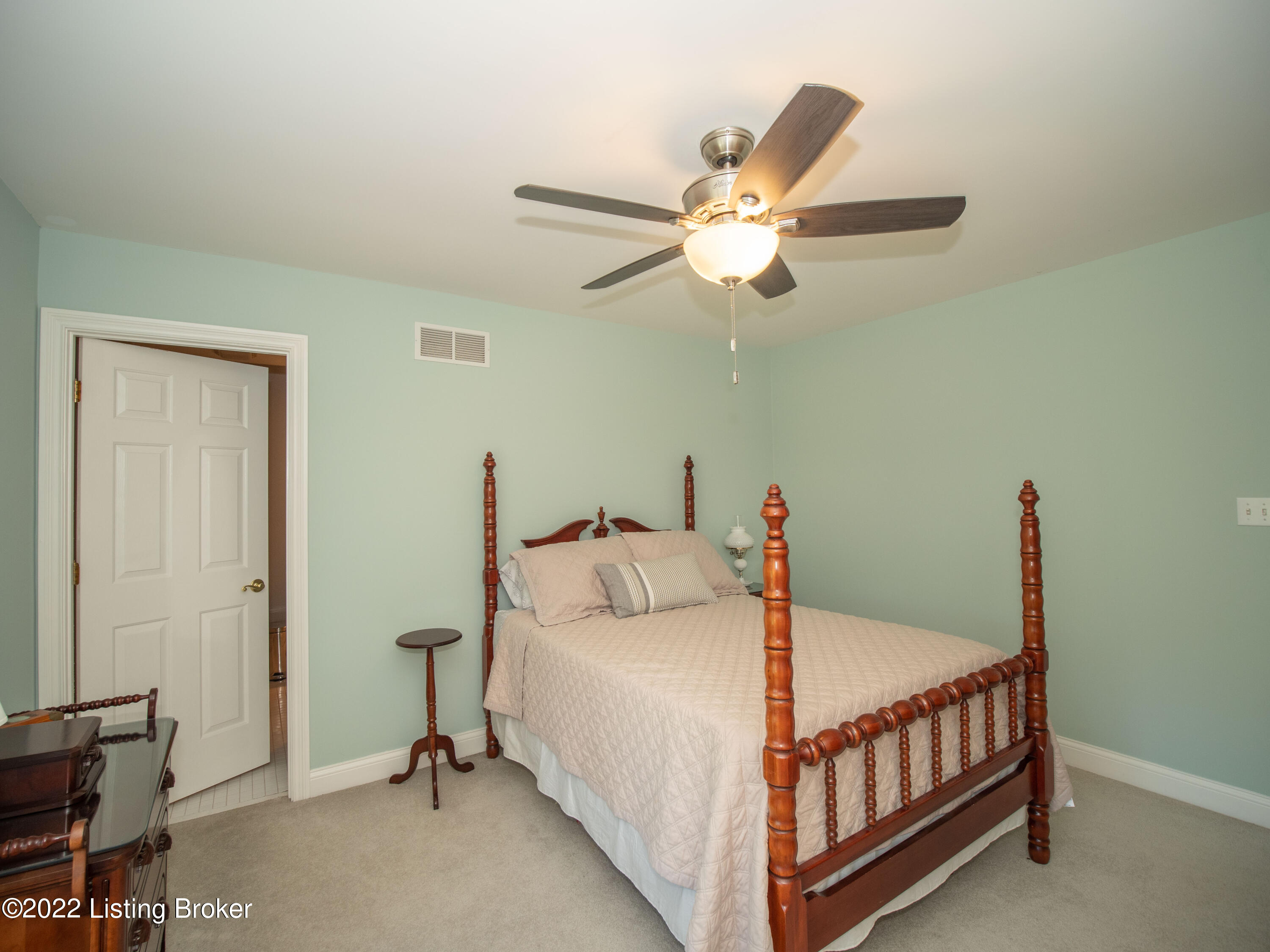 7206 Covered Bridge Road Prospect, KY 40059 - Photo 47 of 67 Access to Full bath