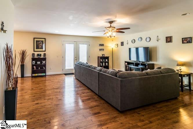 500 Harper Street Honea Path, SC 29654 - Photo 10 of 25