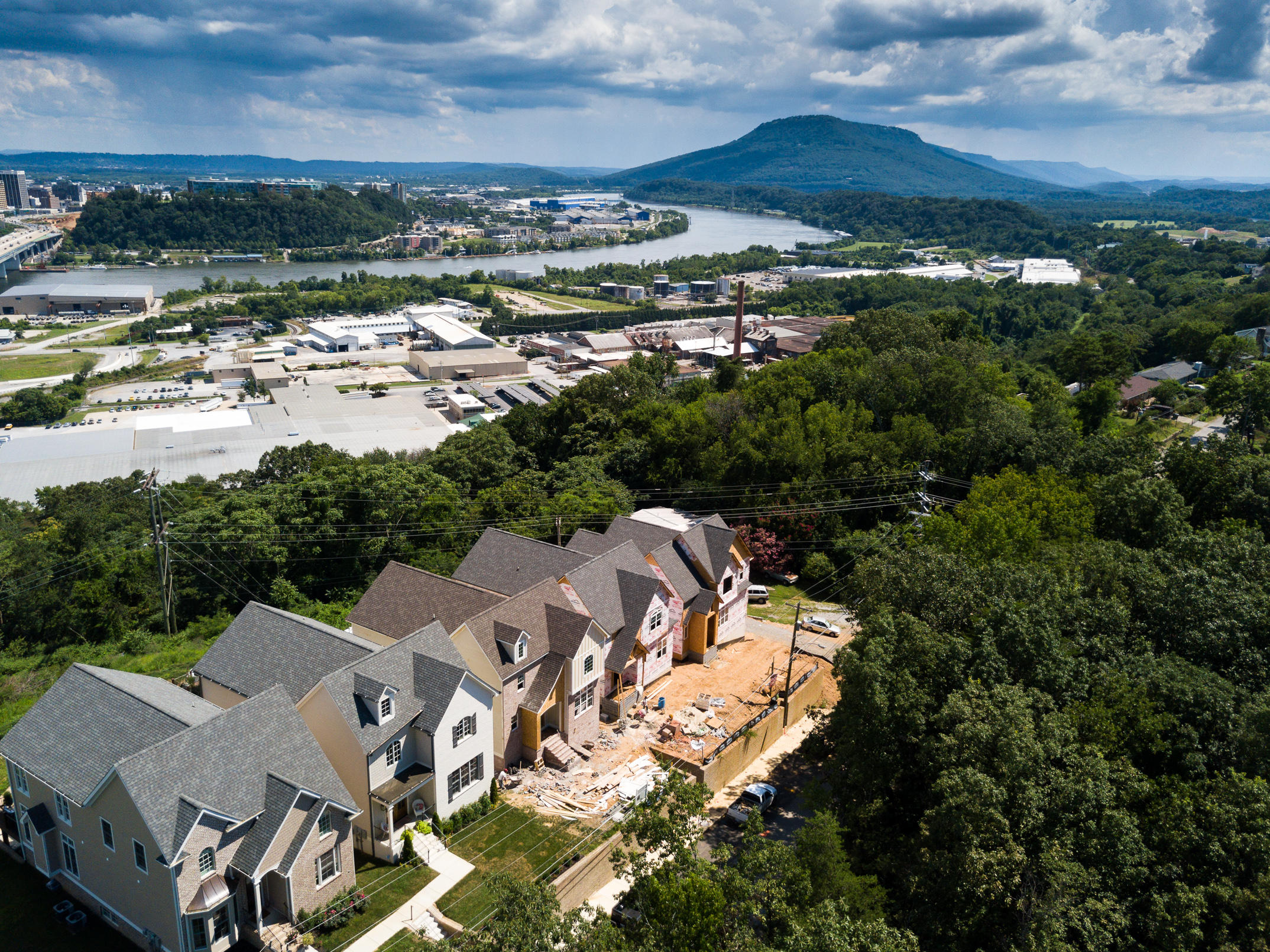 450 Whitehall Road Chattanooga, TN 37405 - Photo 2 of 26 DJI_0372