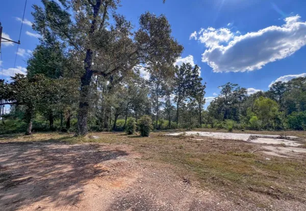 $850,000 | 24450 Farm To Market Road 2090, New Caney, TX 77357