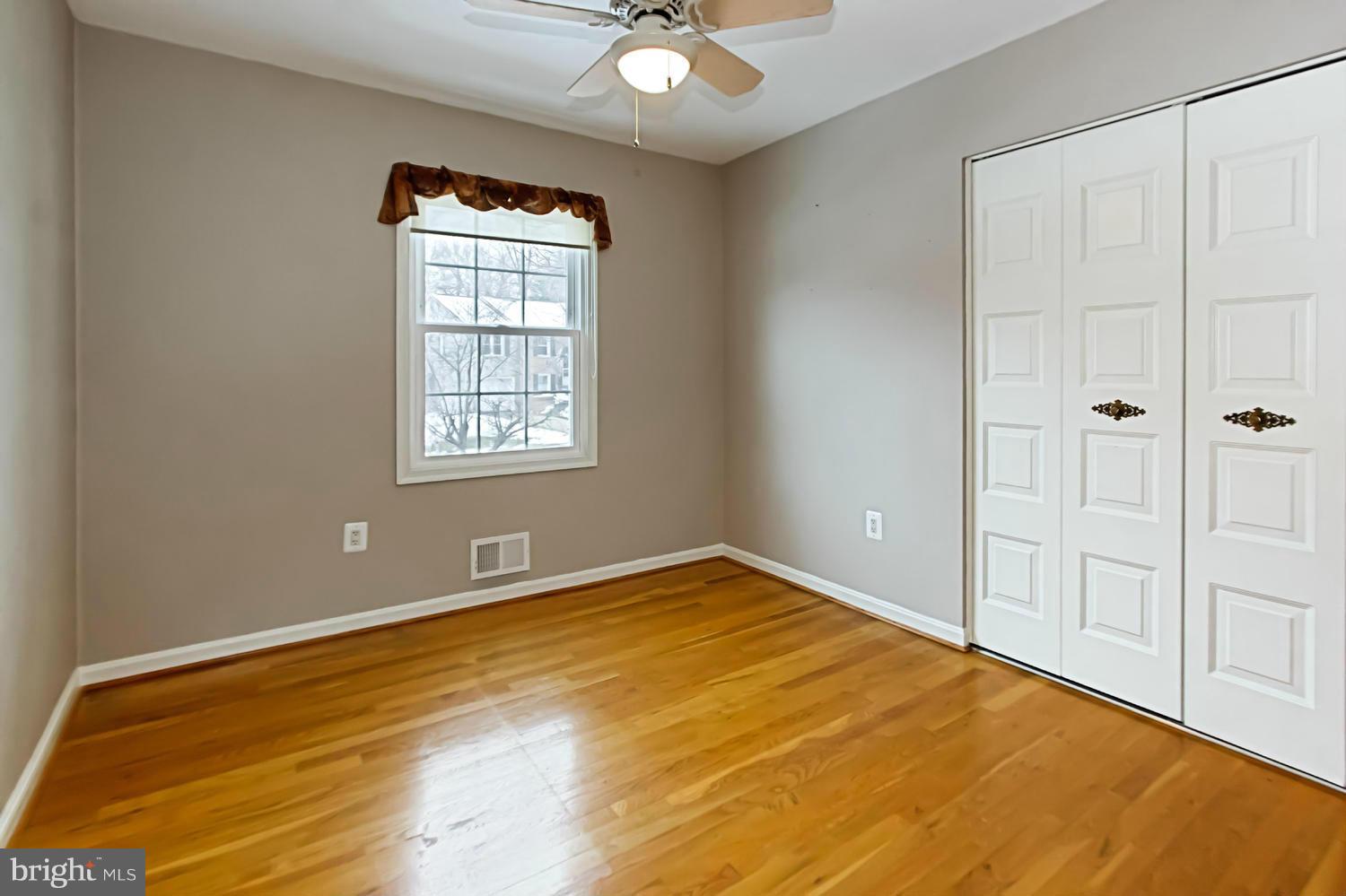 8006 Springfield Village Drive Springfield, VA 22152 - Photo 17 of 30 Bedroom