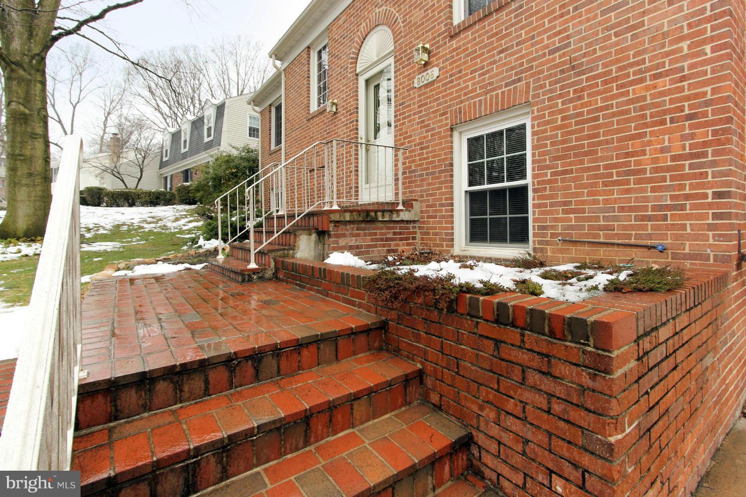 8006 Springfield Village Drive Springfield, VA 22152 - Photo 3 of 30 Exterior (Front)