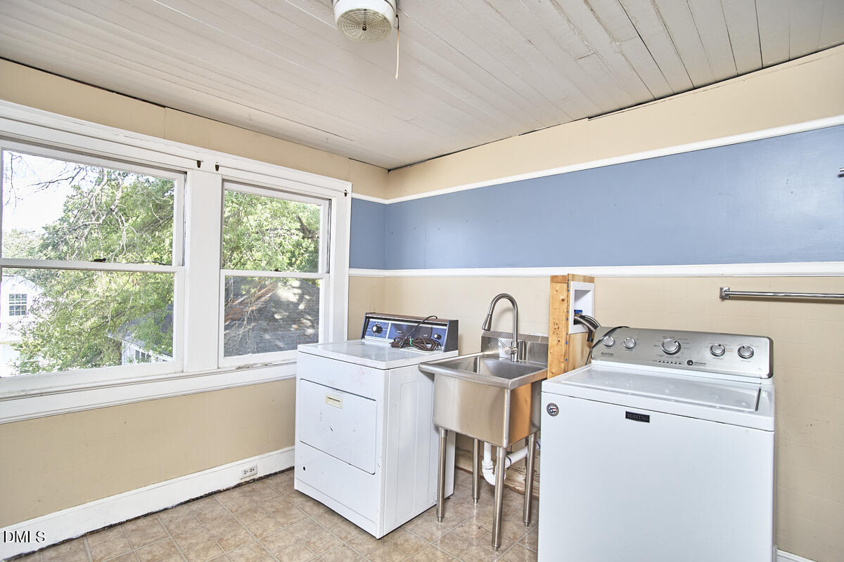 2125 Chapel Hill Road Durham, NC 27707 - Photo 26 of 34