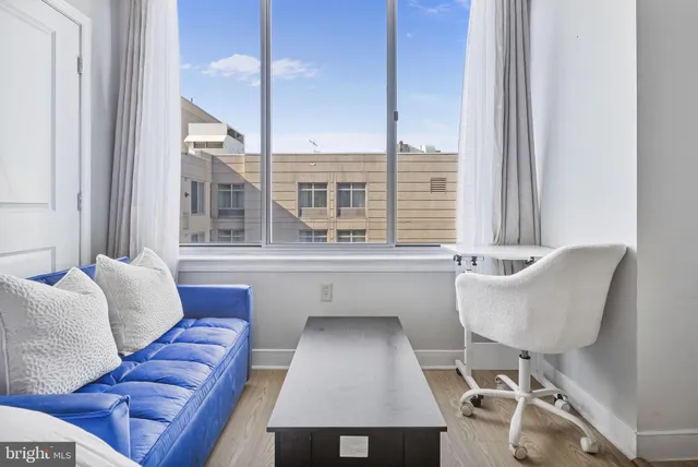 $320,000 | 555 Massachusetts Avenue Northwest, Unit 1414, Washington, DC 20001