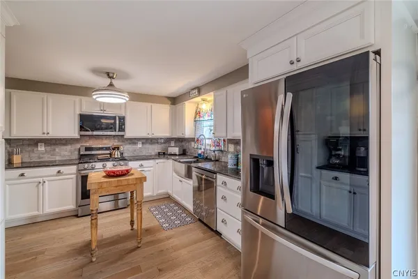 $399,000 | 4285 Carmel Drive, Clay, NY 13090