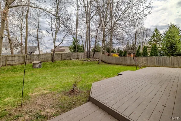 $399,000 | 4285 Carmel Drive, Clay, NY 13090