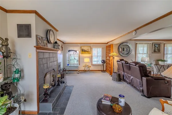 $399,000 | 4285 Carmel Drive, Clay, NY 13090