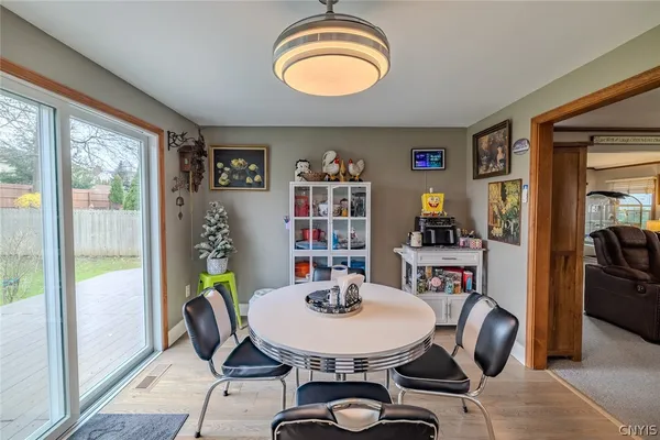 $399,000 | 4285 Carmel Drive, Clay, NY 13090