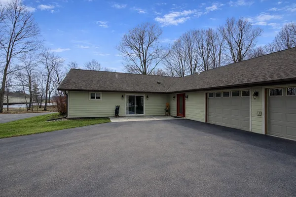 $699,500 | 392 Eagle Landing Court Northwest, Federal Dam, MN 56641