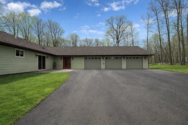 $699,500 | 392 Eagle Landing Court Northwest, Federal Dam, MN 56641