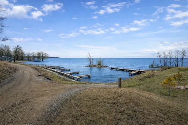 $699,500 | 392 Eagle Landing Court Northwest, Federal Dam, MN 56641